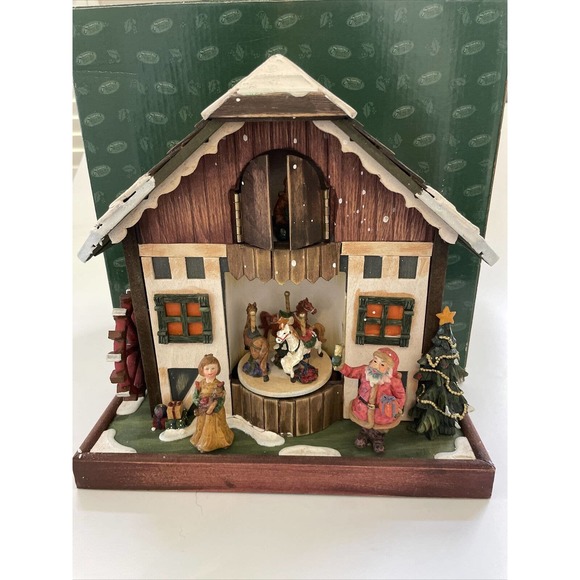 Wooden San Francisco Music Box Company House Plays Santa Claus is Coming to Town - Picture 1 of 11